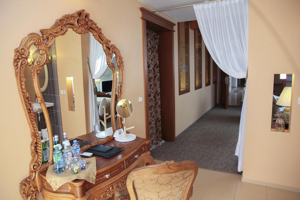 Pazaislis Park Hotel Kaunas Eksteriør billede